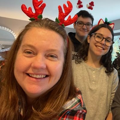 Profile Picture of Meredith Floyd-Preston (@the_real_mfp) on Twitter