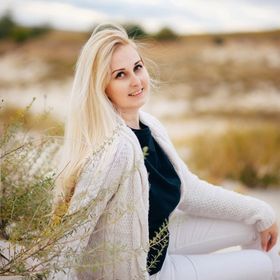 Profile Picture of Дарина | Упаковка Блога | СММ | Сторисмейкер (@DarinaMama) on Pinterest