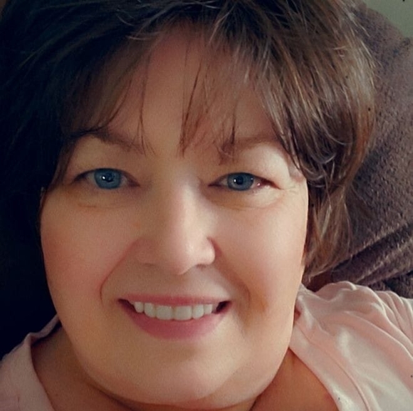 Profile Picture of Sherry Coyle (@sherry4620) on Poshmark