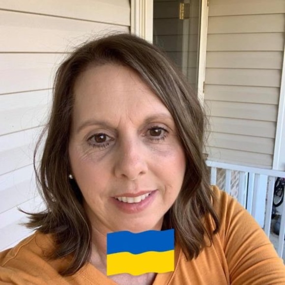 Profile Picture of Robin Inklebarger (@robinlynne45) on Poshmark