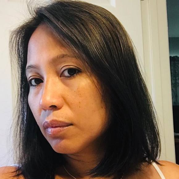 Profile Picture of Virginia Englaterra (@mandaue73) on Poshmark