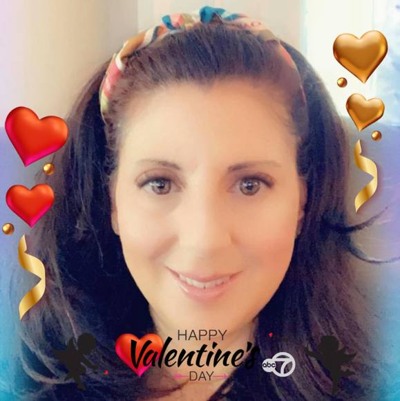 Profile Picture of Marie Polinsky (@mariepolinsky11) on Poshmark