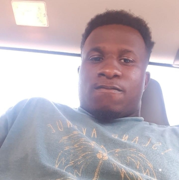 Profile Picture of Aaron Dantzler (@nuthiee7) on Poshmark