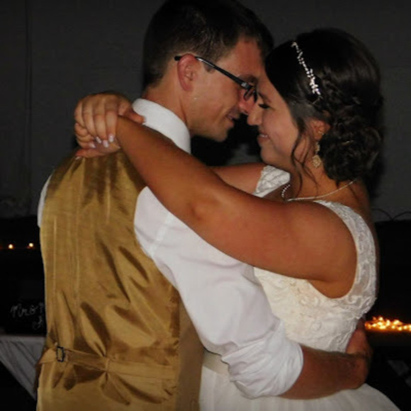 Profile Picture of Sabryna Rolin (@sabrynarolin) on Poshmark