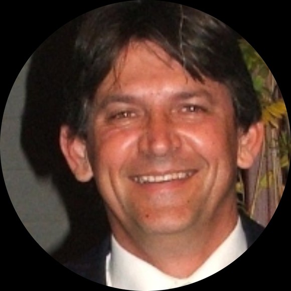 Profile Picture of Brad Schealler (@rbs57) on Poshmark