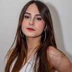 Profile Picture of Ana Julia Bueno (@_anajubuenoo) on Instagram