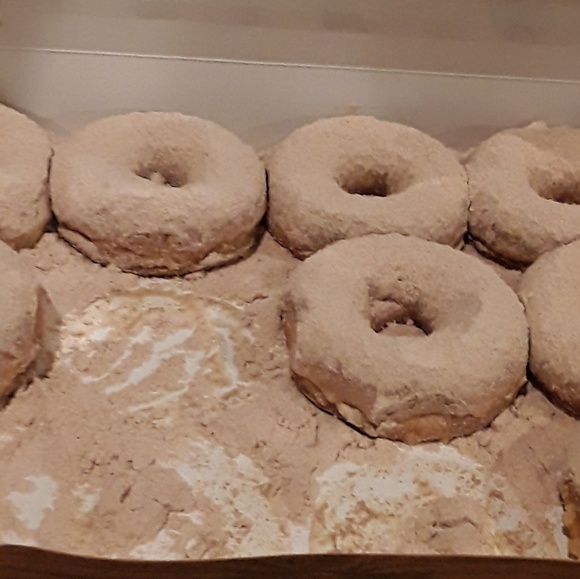 Kaitlyn Barany - Poshmark Profile Picture of Kaitlyn Barany (@katortot_22) on Poshmark