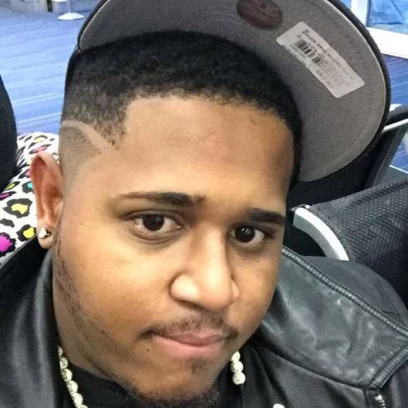 Profile Picture of Nathan Doran (@neiino13) on Poshmark