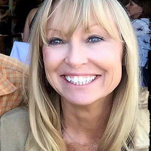 Profile Picture of Kimberly Aronson (@kimberlyaronson) on Poshmark