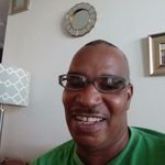 Lonnie Woods - Instagram Profile Picture of Lonnie Woods (@lionlovedog) on Instagram