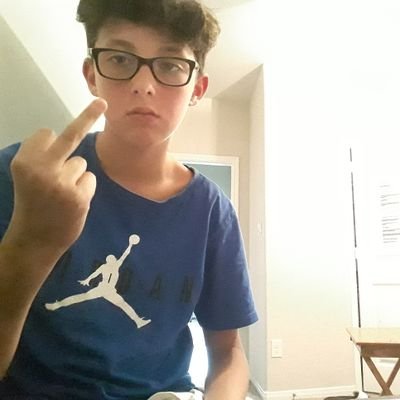 Profile Picture of Evan Fresquez (@evan_fresquez) on Twitter