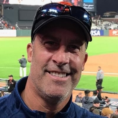 Profile Picture of Tom Robertson (@TomRobertson10) on Twitter