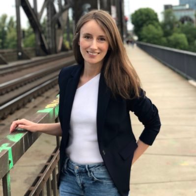 Profile Picture of Daria Alexandra (@Daria_Alexandra) on Twitter