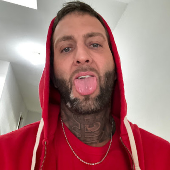 Profile Picture of Adam Francisco (@adamfran29) on Poshmark