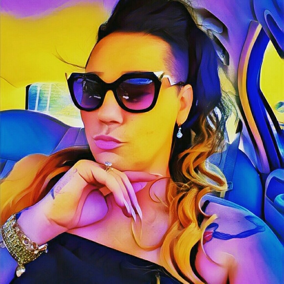 Profile Picture of Carmen Bitonti (@bitonti1) on Poshmark