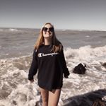 Lara Elisabeth - Instagram Profile Picture of Lara Elisabeth (@lara_hazzard) on Instagram