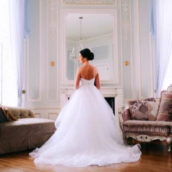 Samantha Galekovic - Poshmark Profile Picture of Samantha Galekovic (@galekovics) on Poshmark