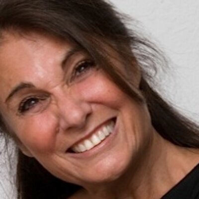 Profile Picture of Barbara Rosenthal (@BarbWireUpdate) on Twitter