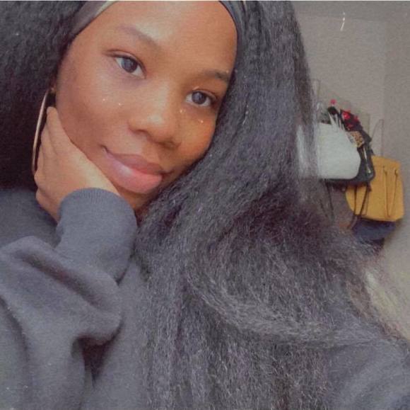 Profile Picture of Nyasia Morant (@nyasia101) on Poshmark