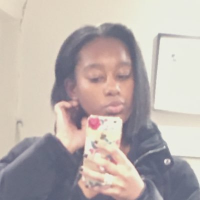 Profile Picture of Viola Sintayu Bach Hansen (@BachViola) on Twitter