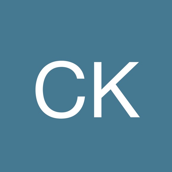 Profile Picture of Christy Keaney (@keys0433) on Poshmark