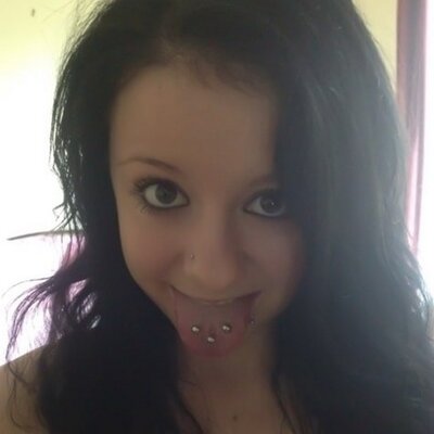 Profile Picture of Brette Amy Claridge (@bretteamy) on Twitter