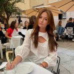 Profile Picture of Alice Barclay (@alice.barclay.39) on Facebook