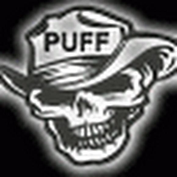 Chev Chelios - Poshmark Profile Picture of Chev Chelios (@chev_chelios) on Poshmark