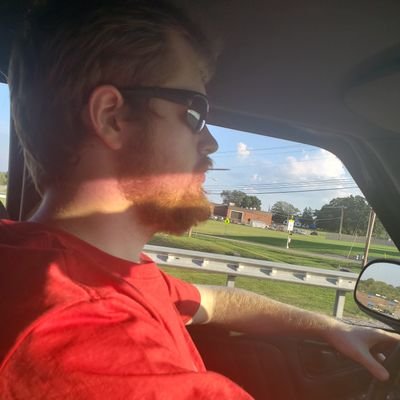 Profile Picture of Joseph (@CappyR3DBeard) on Twitter