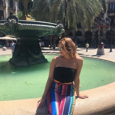 Profile Picture of Paula Bull Morales (@mxraless) on Twitter