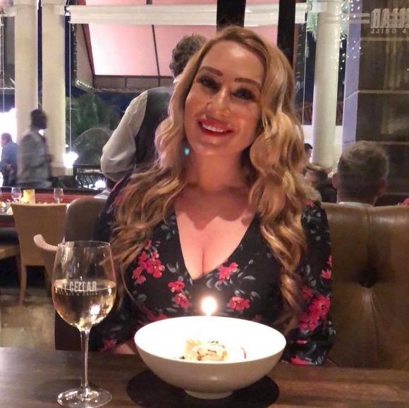 Profile Picture of Nichole Gregalot (@ngregalot) on Poshmark