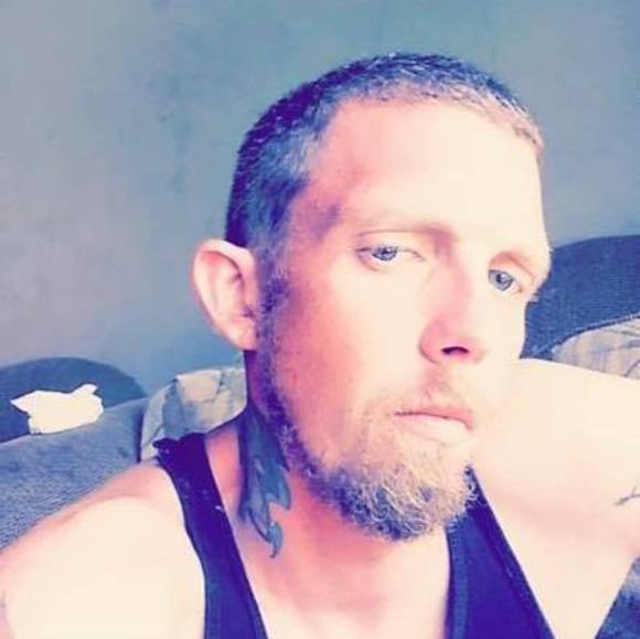 Profile Picture of Seth Hodge (@sethhodge) on Poshmark