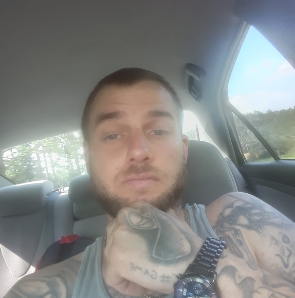 Profile Picture of Scott Boyd (@scottboyd91) on Poshmark
