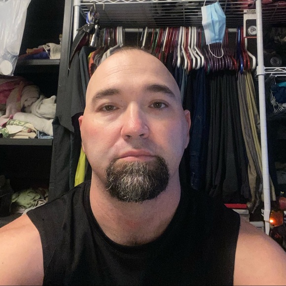 Profile Picture of Chad Berry (@chadberry205) on Poshmark