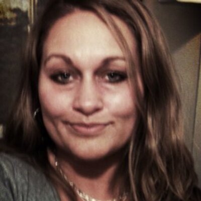 Profile Picture of Jackie Oglesby (@MrsJackieO_Avon) on Twitter
