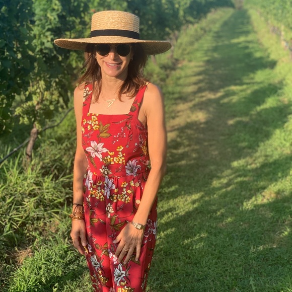 Profile Picture of Amy Aaron (@amyaaron801) on Poshmark