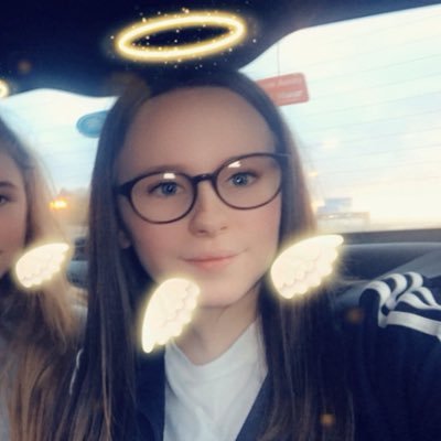 Profile Picture of Phoebe Owen (@phoebe123457689) on Twitter