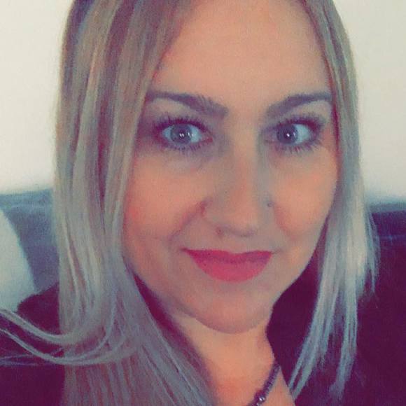 Profile Picture of Cortney Wisneski (@cort3101) on Poshmark