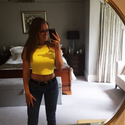 Profile Picture of Nicole Heath (@NicoleHeath97) on Twitter