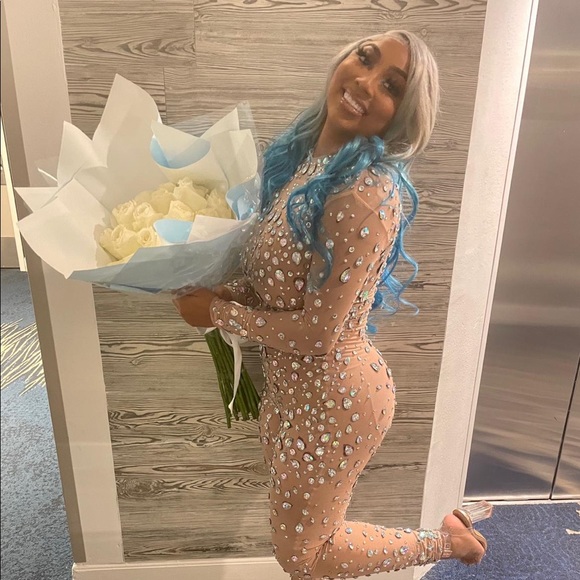 Profile Picture of Dominique Palmer (@domixclusive) on Poshmark