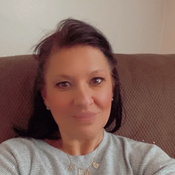 Profile Picture of Kimberly Reilly (@kreilly0721) on Poshmark