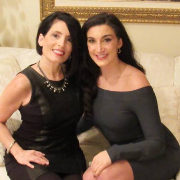 Profile Picture of Danielle Guarascio (@dguarascio) on Poshmark