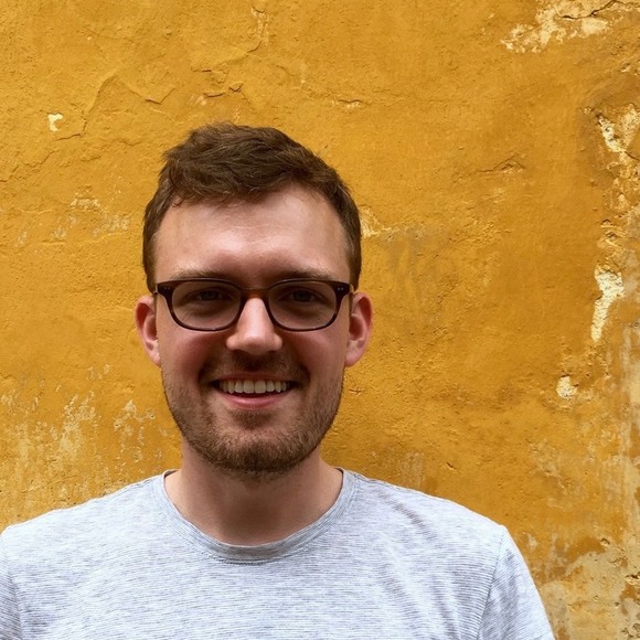 Profile Picture of George Murphy (@georgelmurphy) on Poshmark