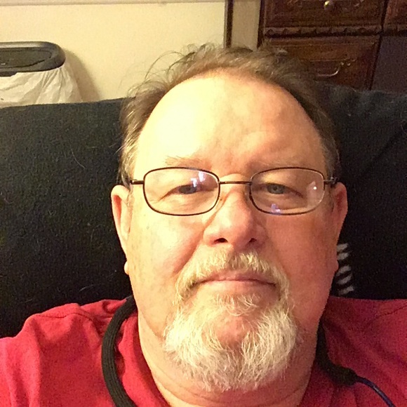 Profile Picture of Brian Vines (@headhuntervines) on Poshmark