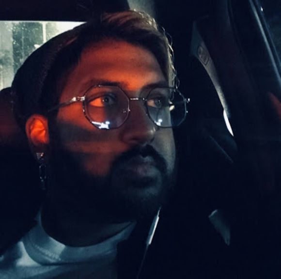 Mark Etwaroo - Poshmark Profile Picture of Mark Etwaroo (@marketwaroo) on Poshmark