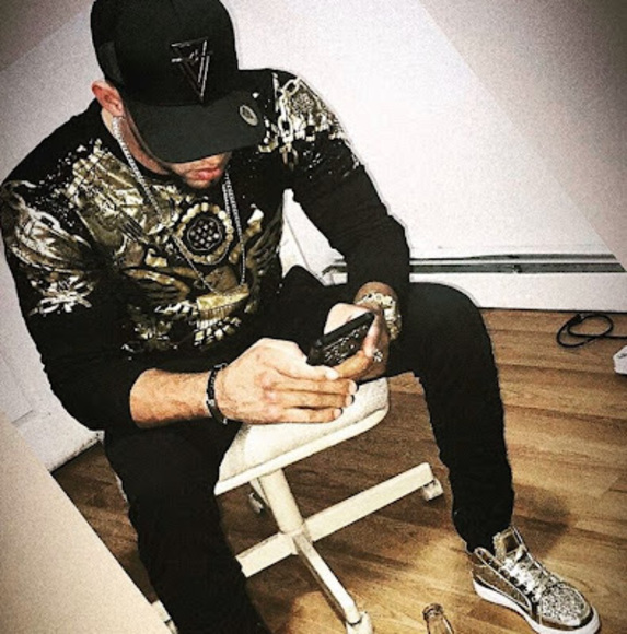 Profile Picture of Michael martinez Michadms (@mmichadms) on Poshmark