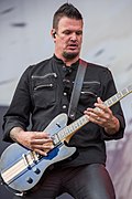 Profile Picture of Dan Donegan - Wikipediaon Wikipedia