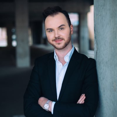 Profile Picture of Spencer (@SpenceLeeSmith) on Twitter