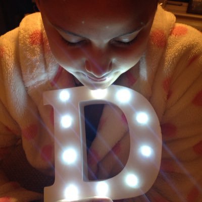 Profile Picture of Debbie+cheryl Holmes (@_cherylholmes) on Twitter
