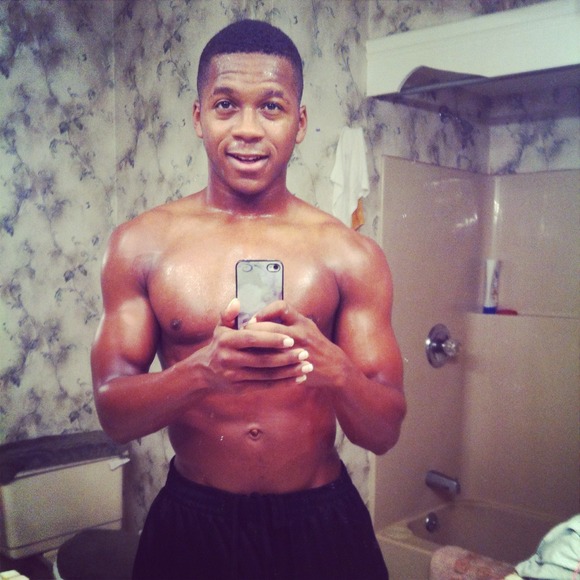 Profile Picture of Henry Hardges (@henhardwood5996) on Poshmark